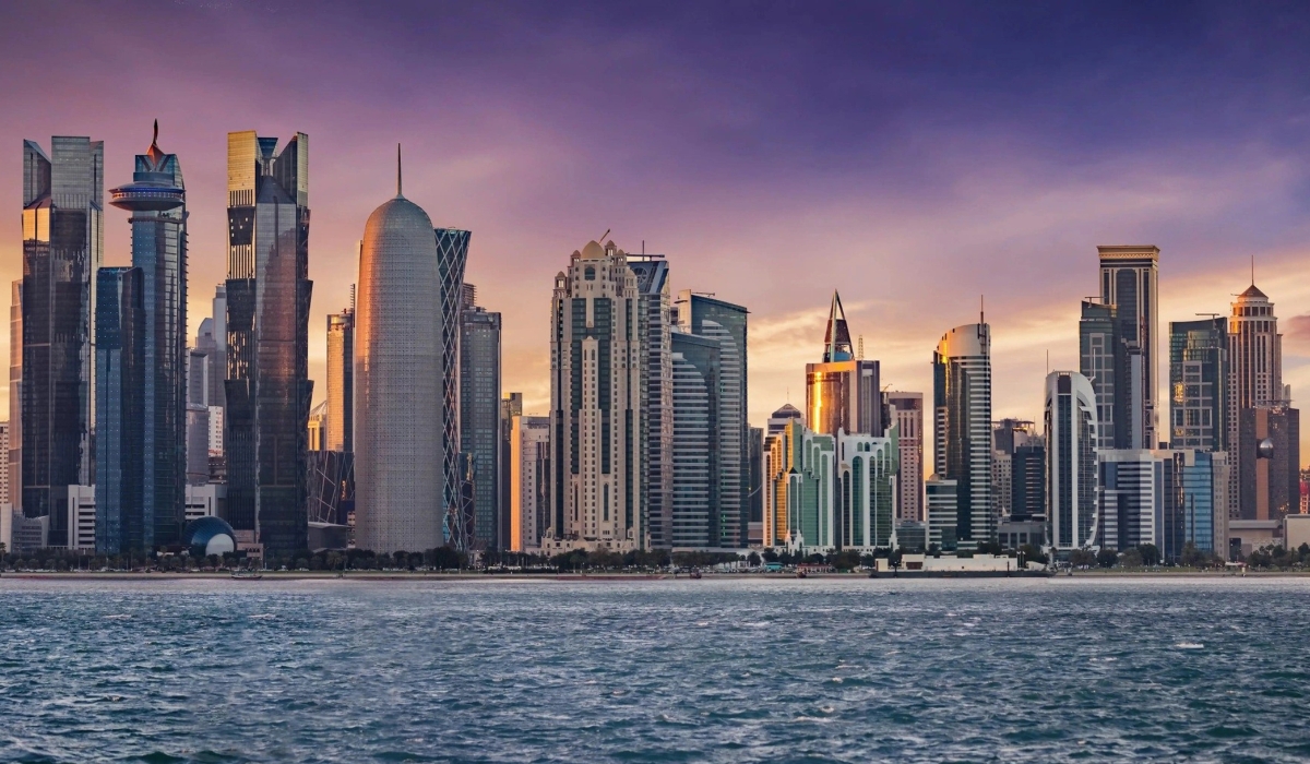 Meteorology Forecasts Very Hot Slightly Dusty Weather Today